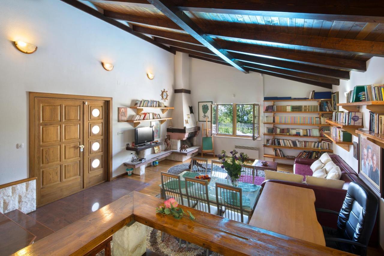 Villa Robinson Petrovac المظهر الخارجي الصورة