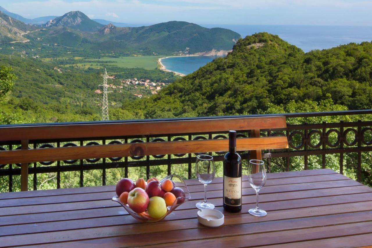 Villa Robinson Petrovac المظهر الخارجي الصورة
