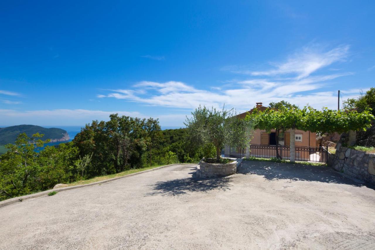 Villa Robinson Petrovac المظهر الخارجي الصورة