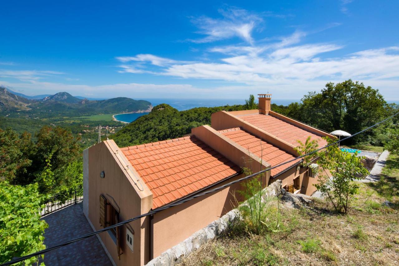 Villa Robinson Petrovac المظهر الخارجي الصورة